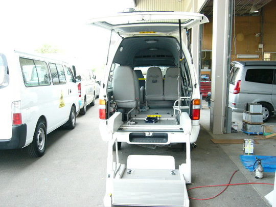 ハイエース　福祉車両　修理　トラブル　H24 (4).jpg