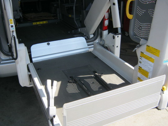 ウェルキャブ　福祉車両　ハイエース　修理　故障　トラブル　５８ (2).jpg