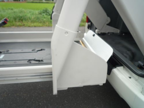 ウェルキャブ　福祉車両　ハイエース　修理　故障　トラブル　３７ (4).jpg