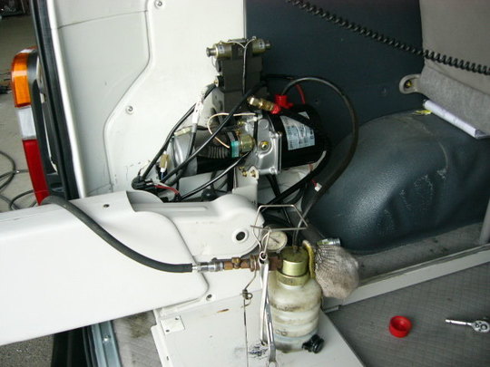 福祉車両　ハイエース　ウェルキャブ　修理　故障　トラブル　３　 (3).jpg