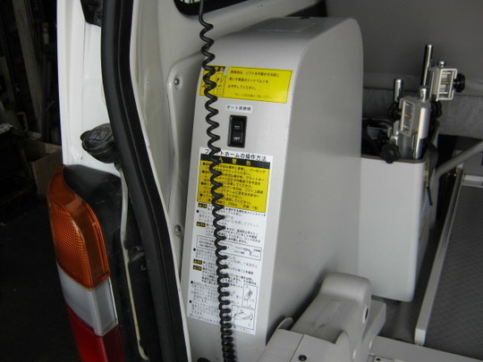 ハイエース　福祉車両　ウェルキャブ　修理　故障　トラブル　２ (1).jpg