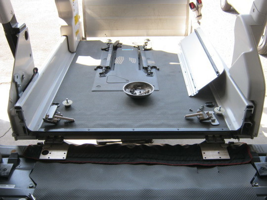 ウェルキャブ　福祉車両　ハイエース　修理　故障　トラブル　５８ (4).jpg