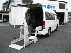 ハイエース福祉車両酸素ボンベ固定装置