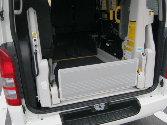 ウェルキャブ　福祉車両　ハイエース　修理　故障　トラブル　４７ (5).jpg