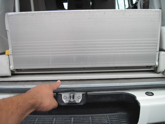 ハイエース　福祉車両　修理　故障　トラブル　H24.9 (2).jpg