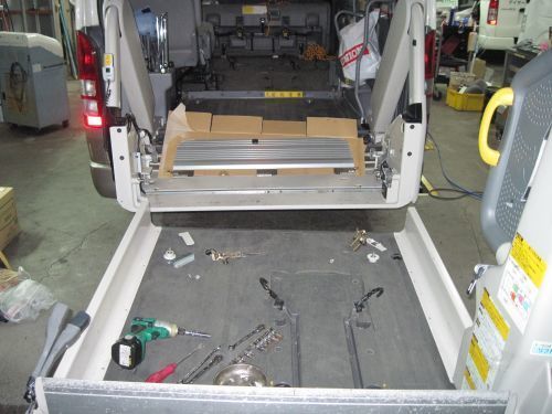 福祉車両　修理　故障　トラブル　ハイエース　Ｈ２４．１０．15 (10).jpg