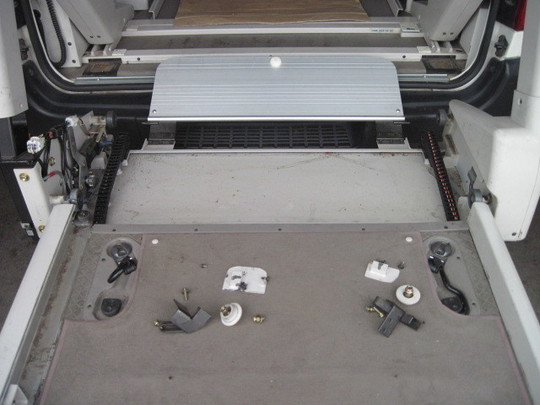 福祉車両　修理　故障　トラブル　車椅子移動車　リフト　H24.10. (18).JPG